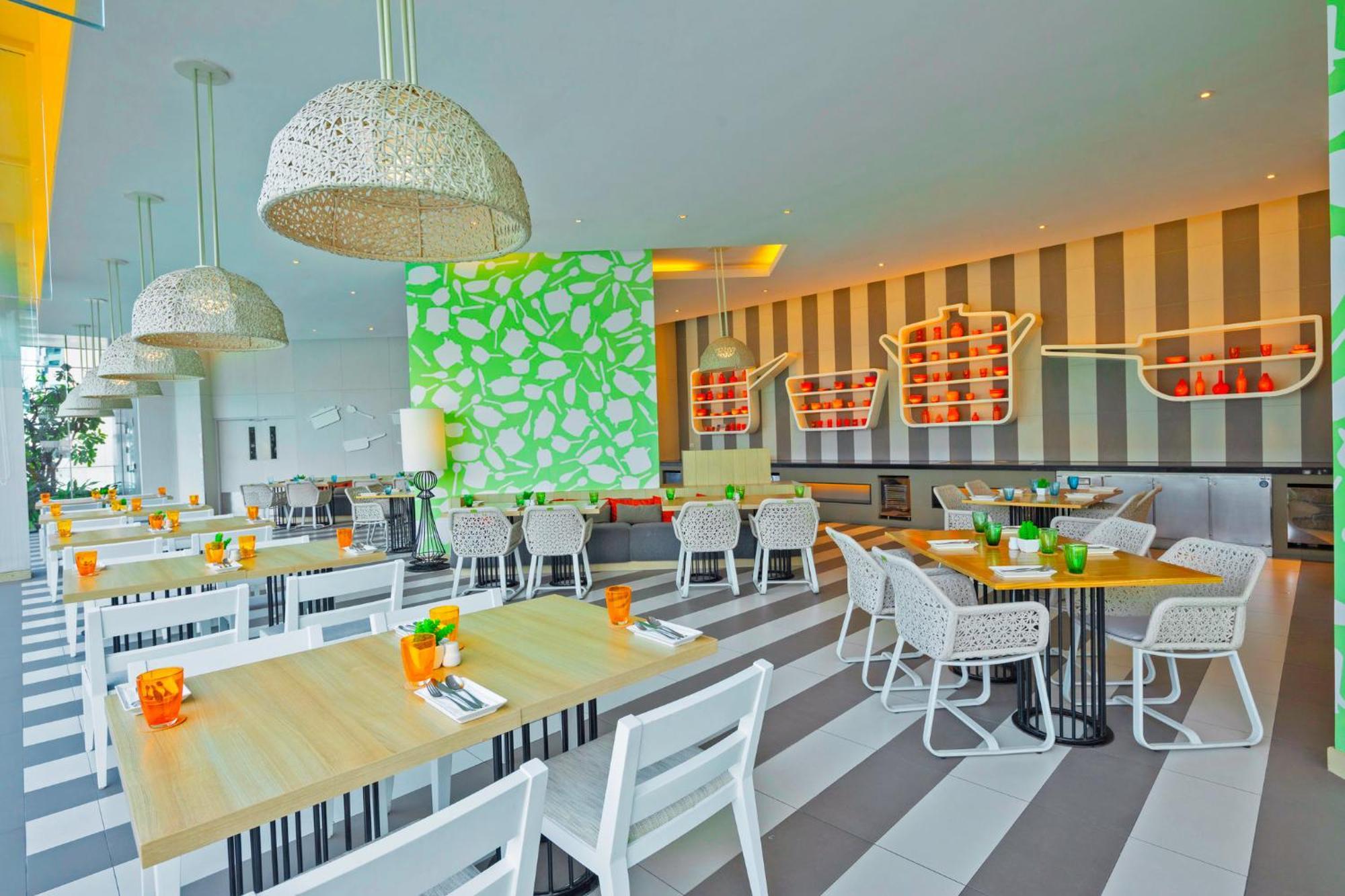 Holiday Inn Pattaya By Ihg Eksteriør billede