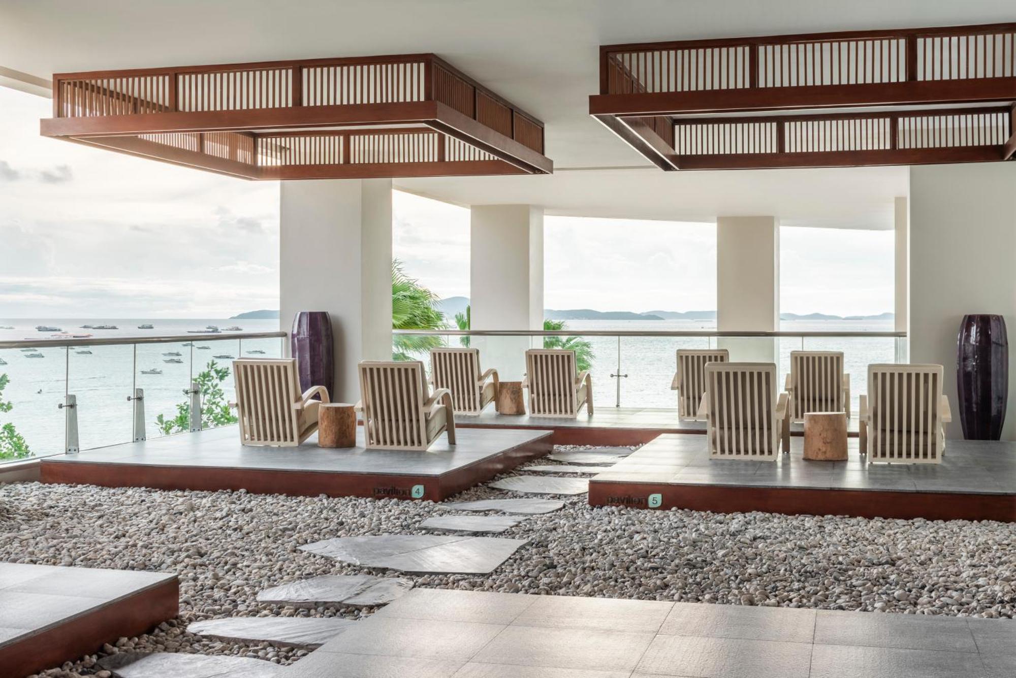 Holiday Inn Pattaya By Ihg Eksteriør billede